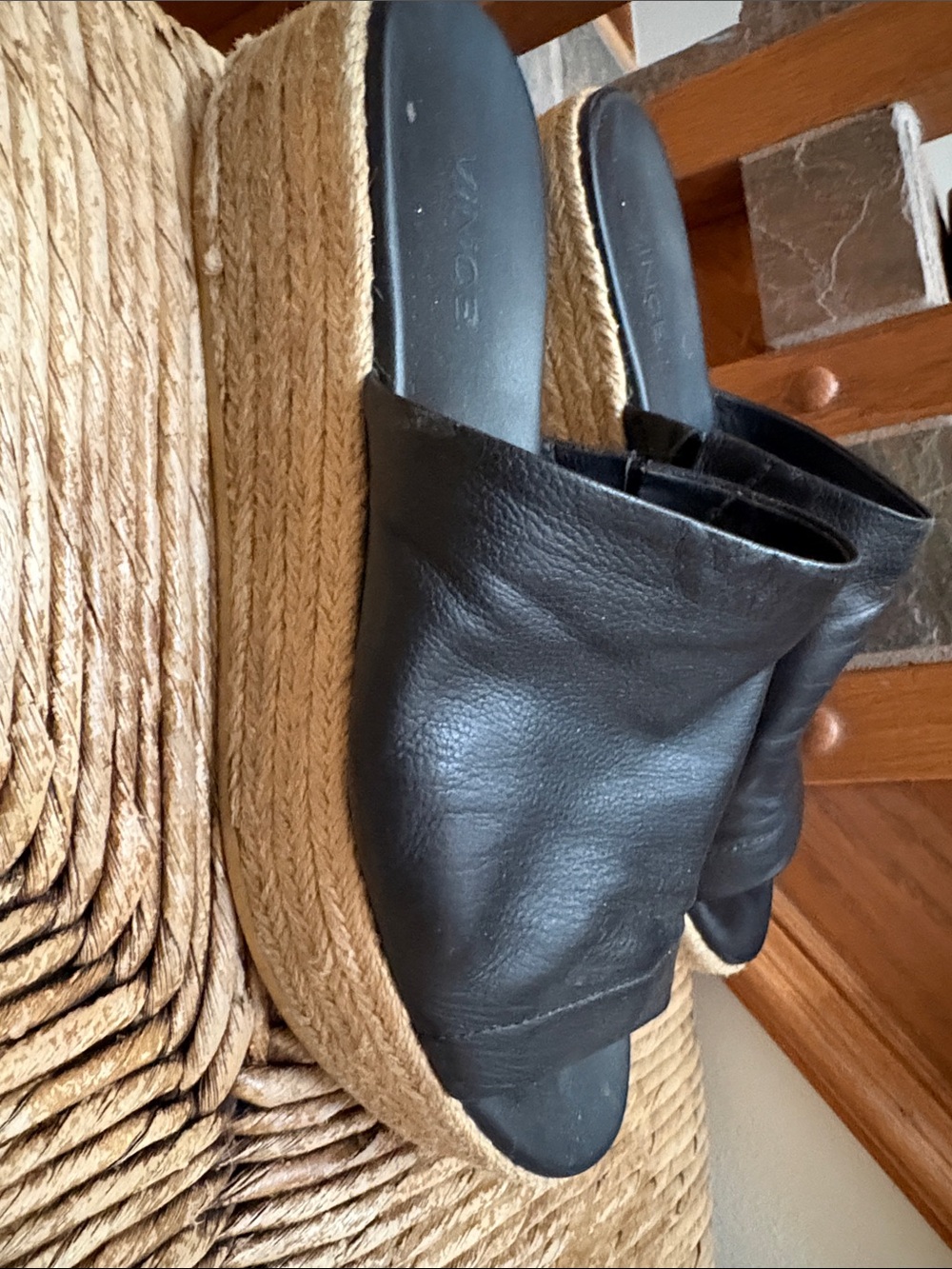 Vince Black leather, rope wedge